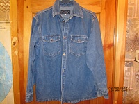 Рубашка джинсовая,синяя, на пуговицах-болтах, б/у, размер 40-42, рост 158-164-170, 40000 руб